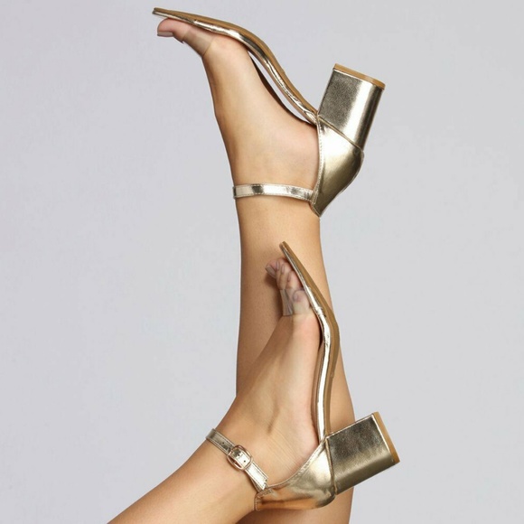 BAMBOO Shoes - NEW🔥 Open Toe Clear Band Low Block Heel Sandals